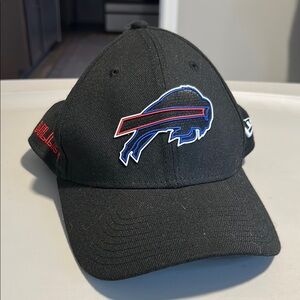Black Buffalo Bills Hat - NEW